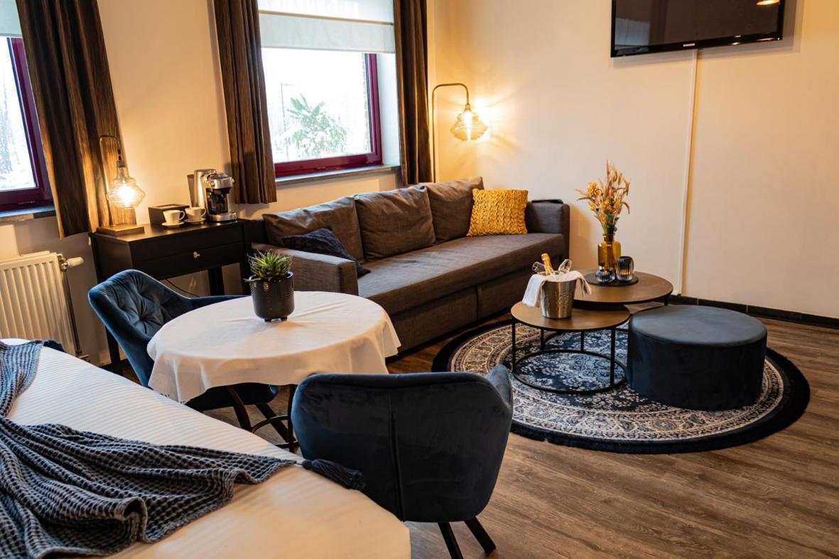 Guesthouse De Wissen Дилзен-Стоккем Экстерьер фото